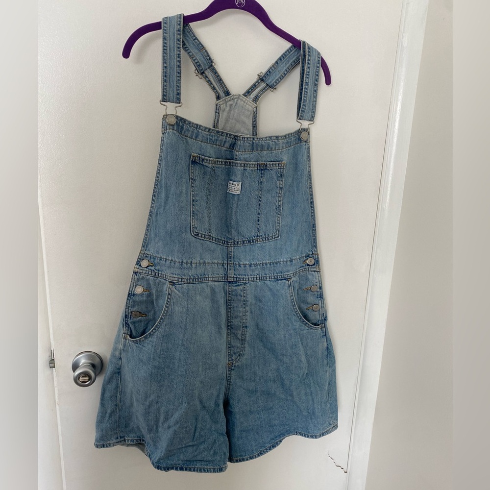 Levi’s Denim Shortalls